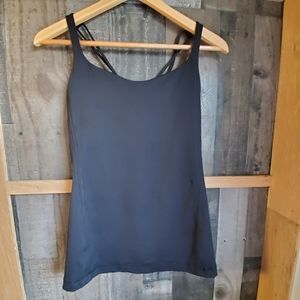 Womens LULULEMON built in bra tank top! Size S
